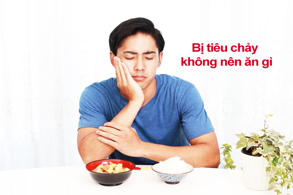 Bị tiêu chảy không nên ăn gì